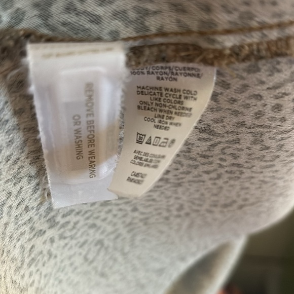 Rayon dress - Picture 5 of 5